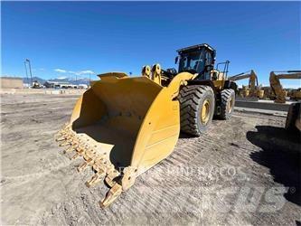 CAT 982 Chargeuse sur pneus