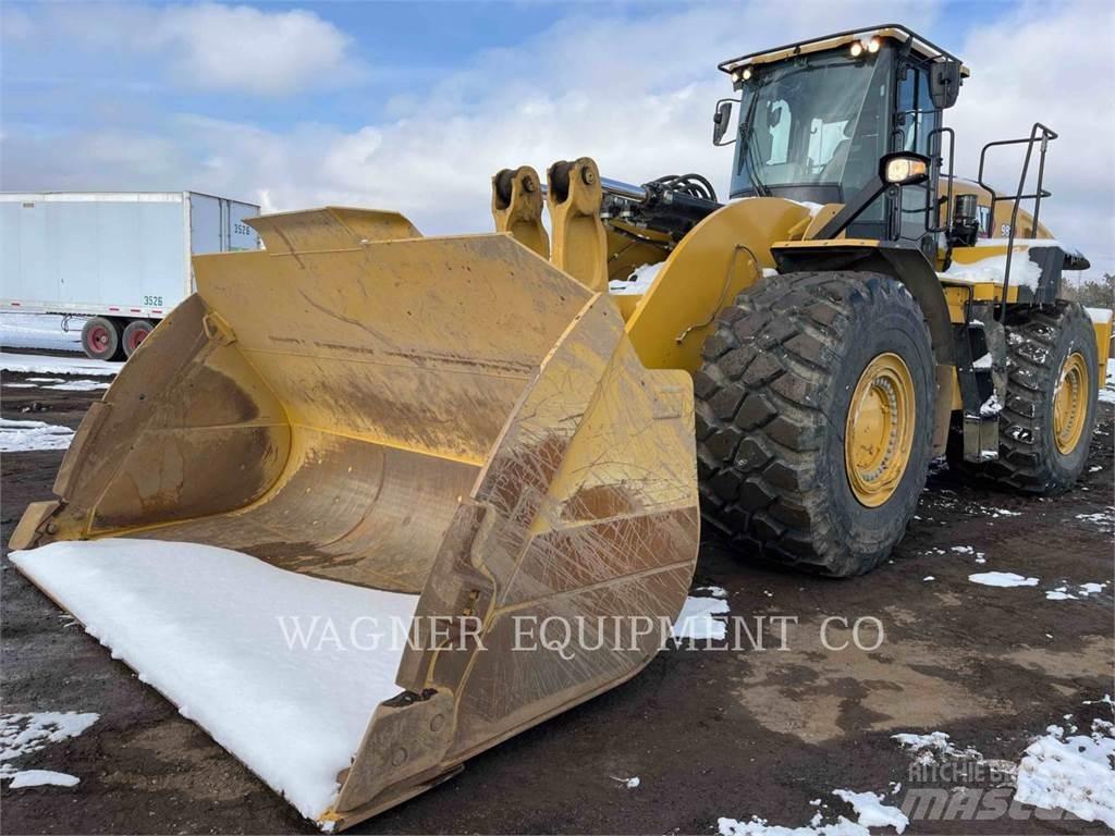 CAT 982 Chargeuse sur pneus