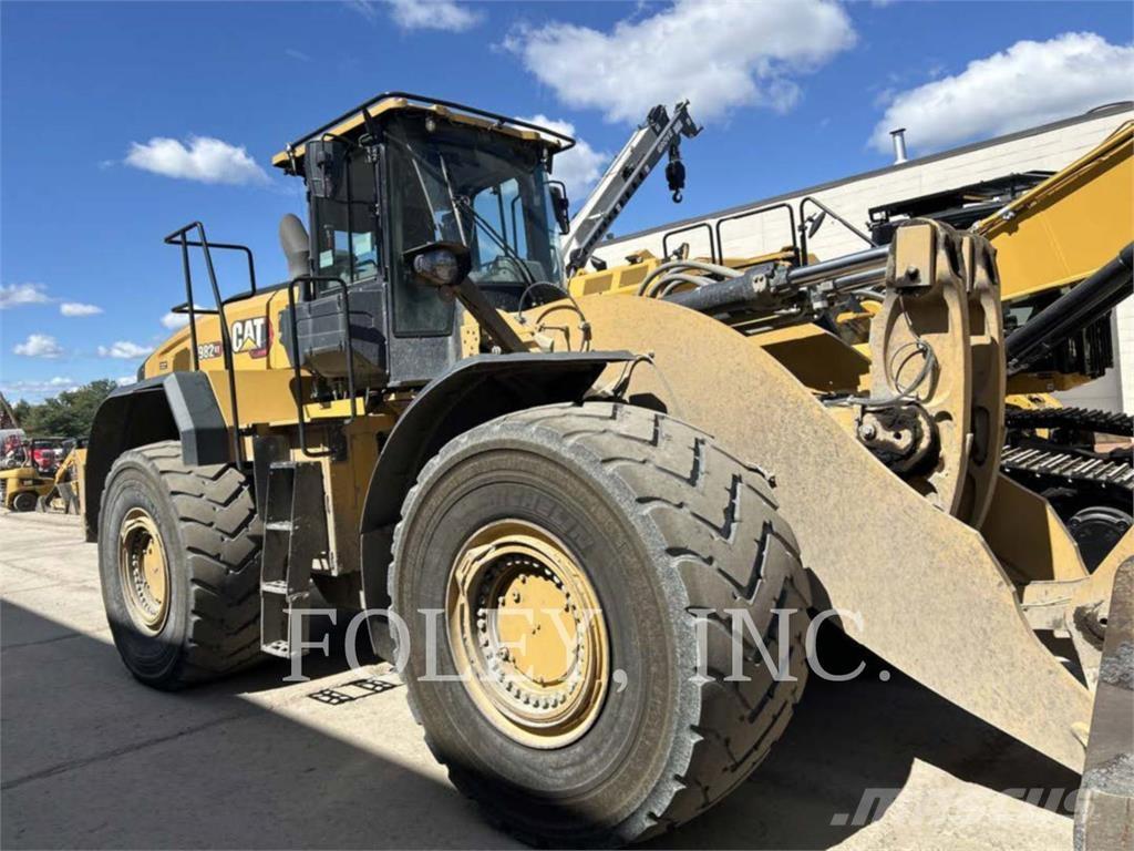 CAT 982-14XE Chargeuse sur pneus