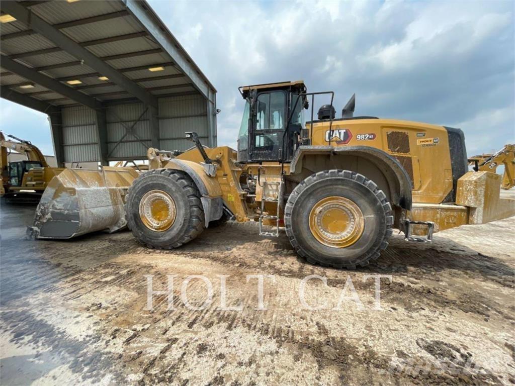 CAT 982 XE Chargeuse sur pneus