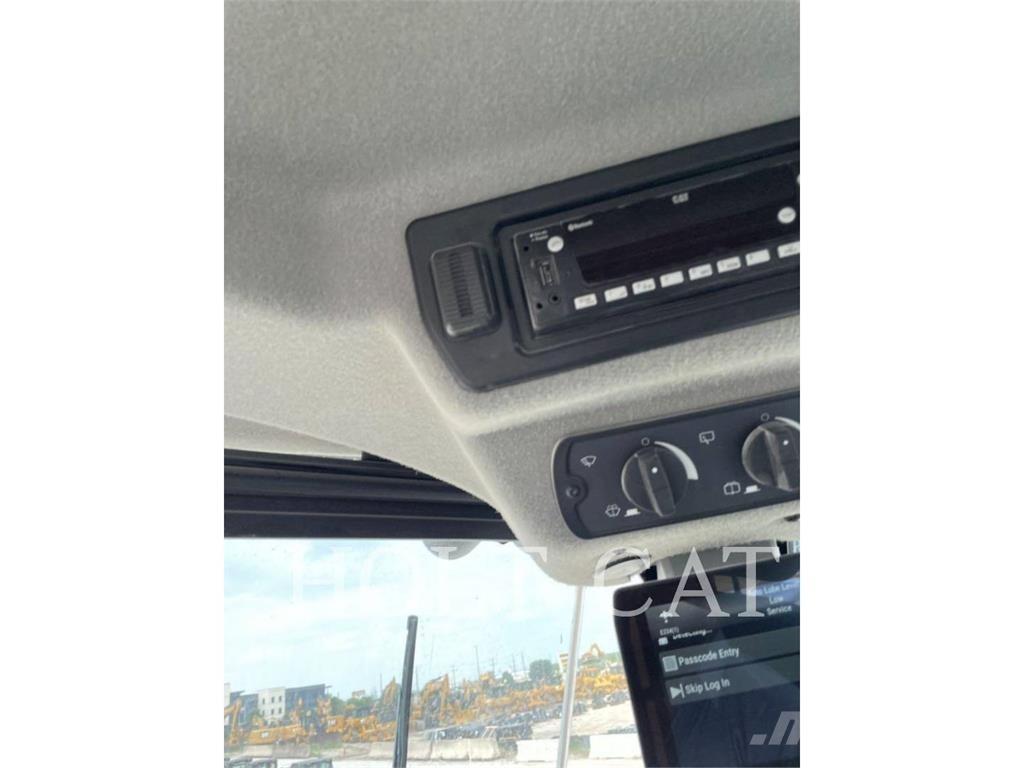 CAT 982 XE Chargeuse sur pneus