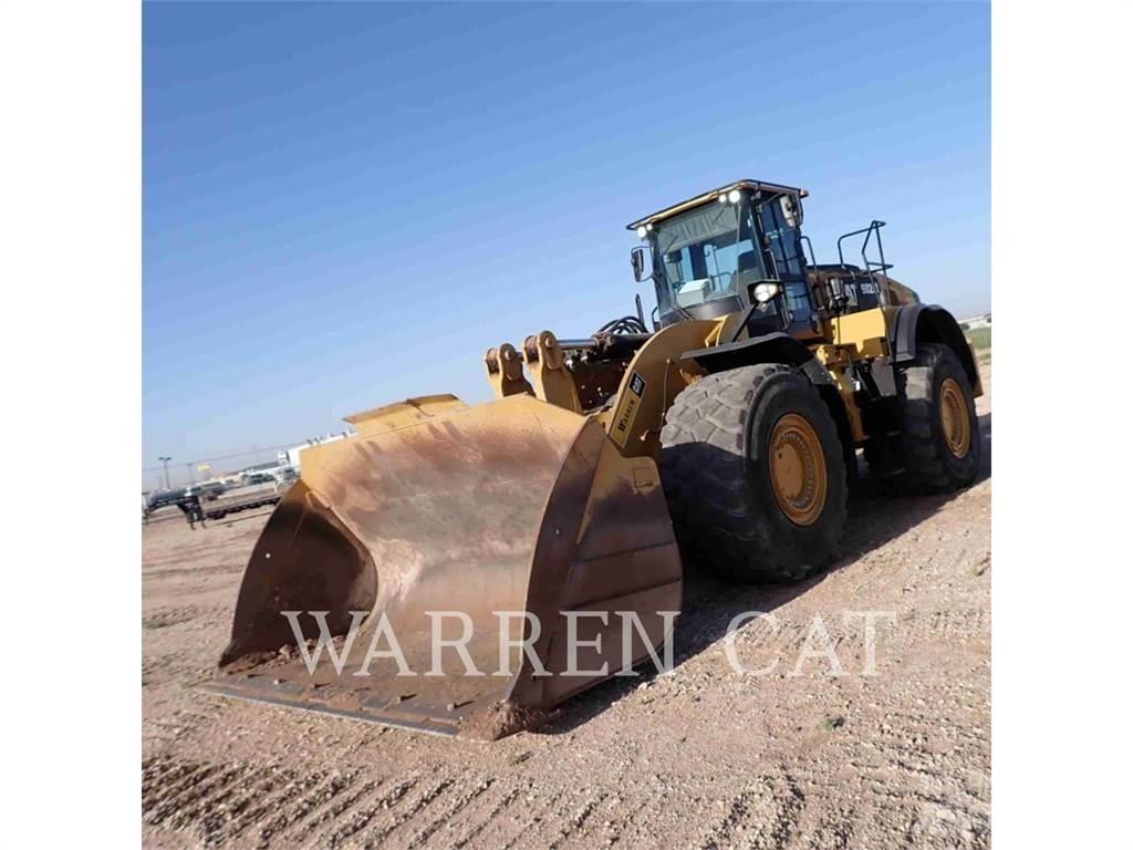 CAT 982M Chargeuse sur pneus