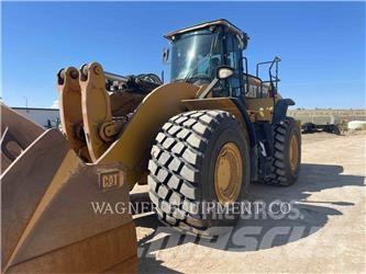 CAT 982M Chargeuse sur pneus