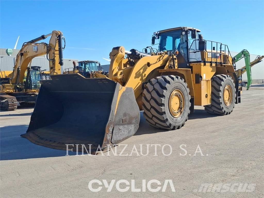 CAT 988K Chargeuse sur pneus
