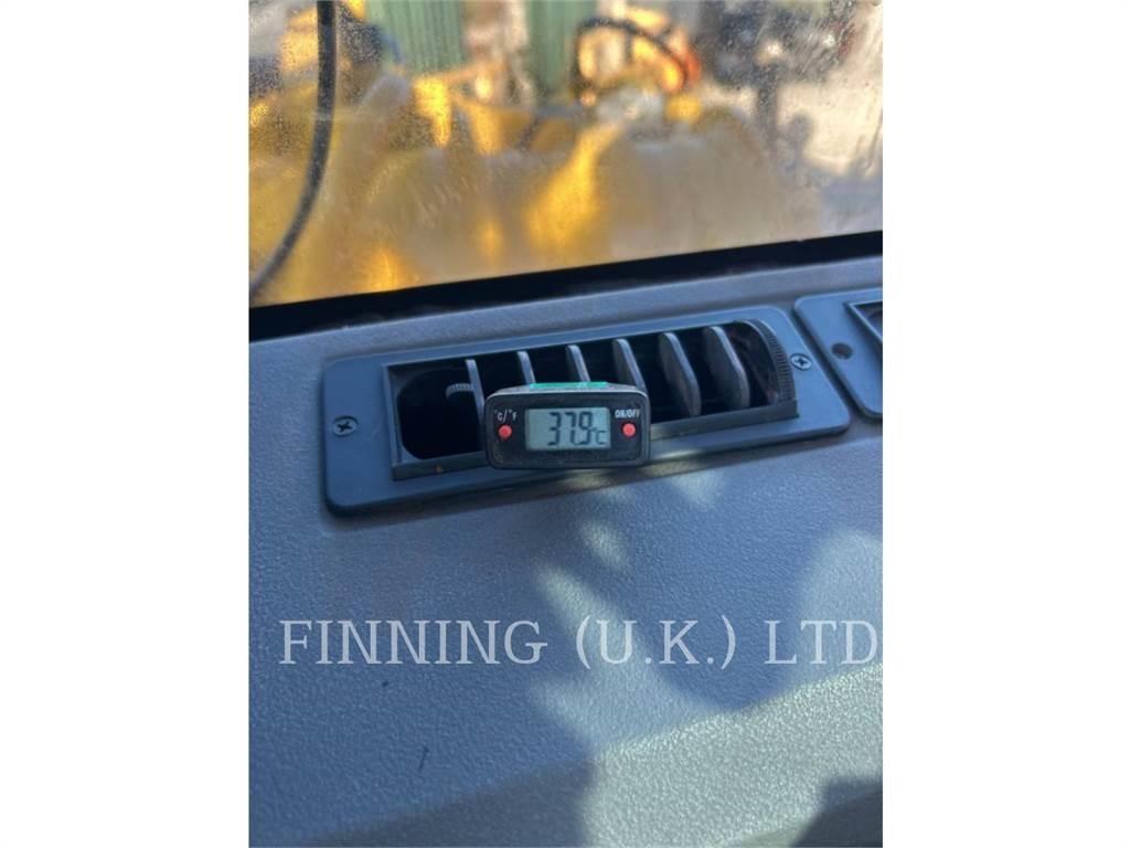 CAT 988K Chargeuse sur pneus