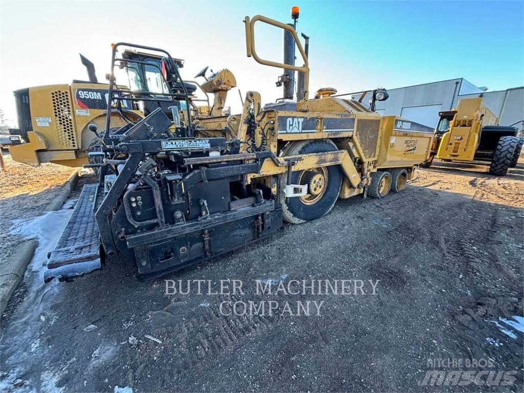 CAT AP-1000B Finisseur
