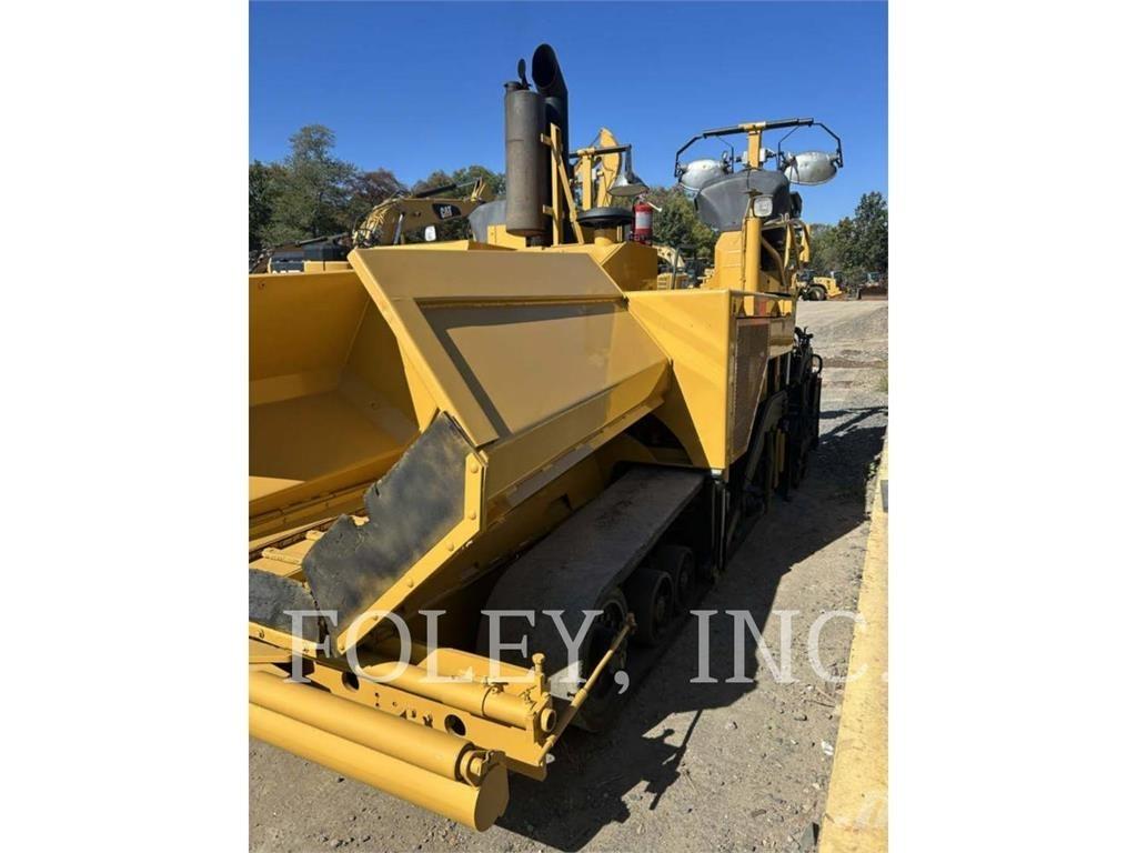 CAT AP-1055D Finisseur