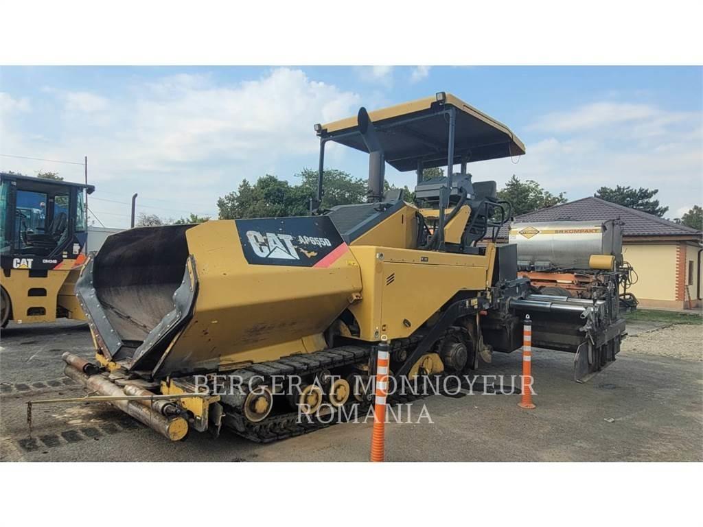 CAT AP-655D Finisseur