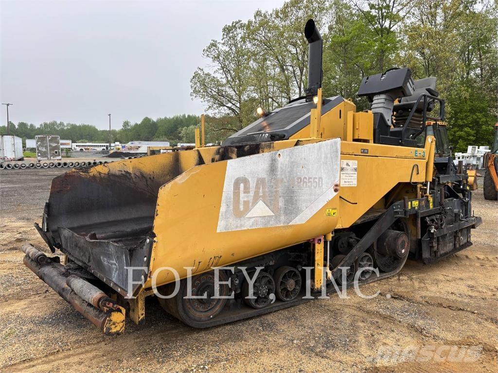CAT AP-655D Finisseur