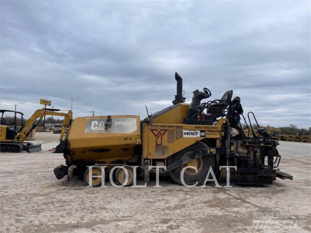 CAT AP1000F Rouleaux monocylindre