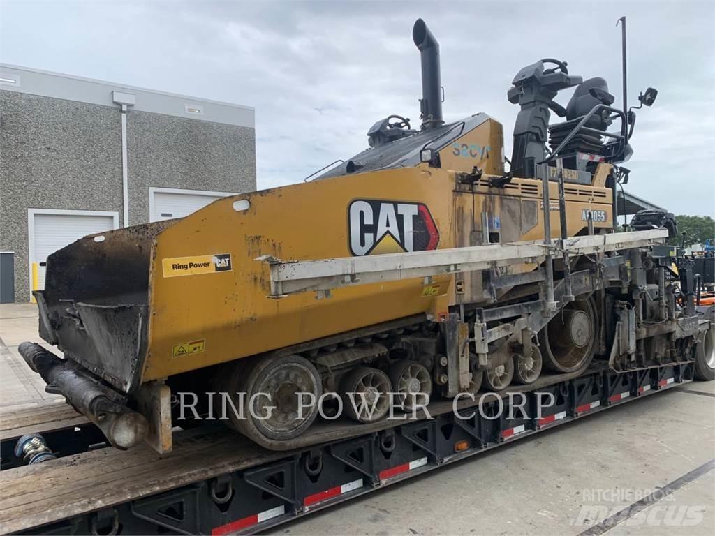 CAT AP1055 Recycleur bitume