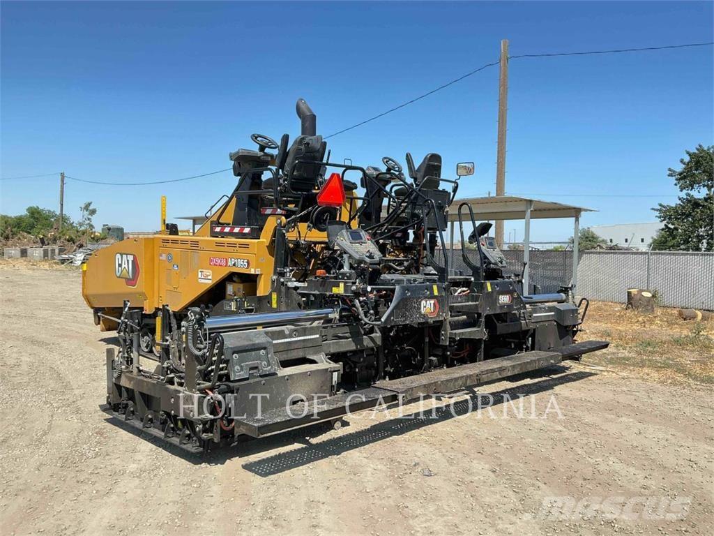 CAT AP1055 Finisseur