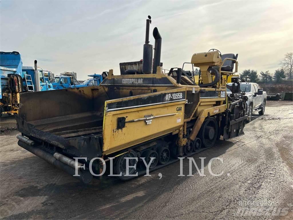 CAT AP1055B Finisseur