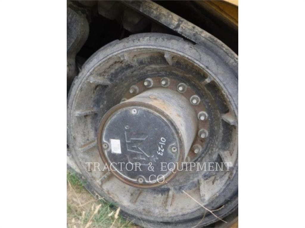 CAT AP1055D Finisseur