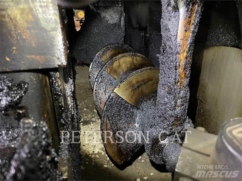 CAT AP1055D Finisseur