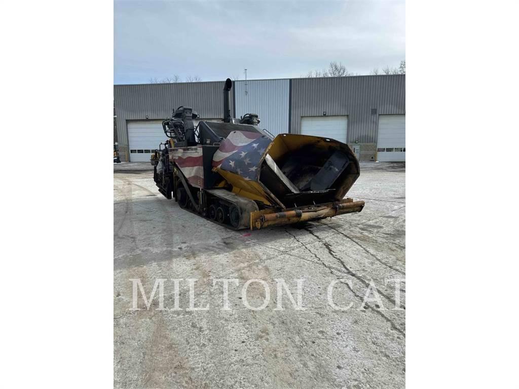 CAT AP1055F Finisseur