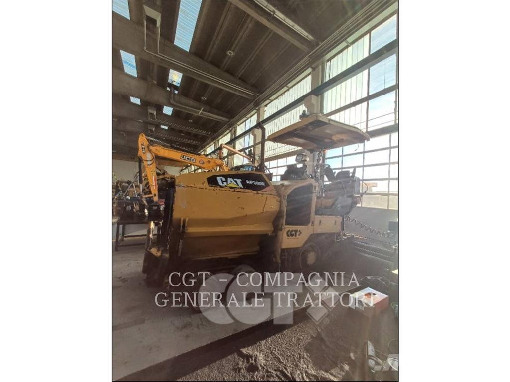 CAT AP300F Finisseur