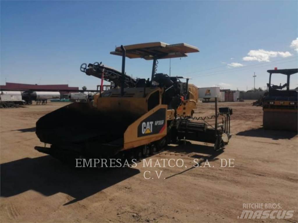 CAT AP355FLRC Finisseur