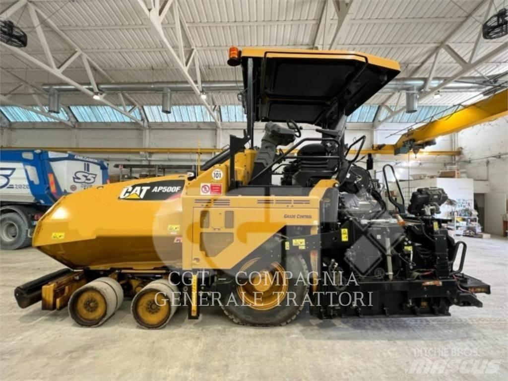 CAT AP500F Finisseur