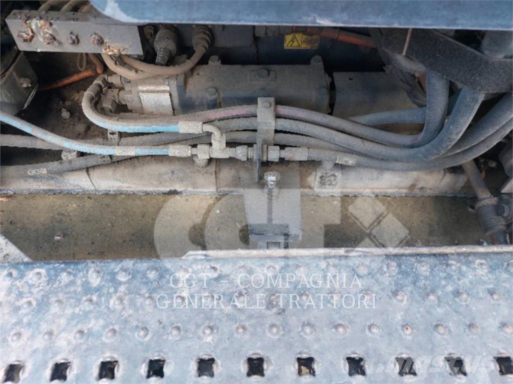 CAT AP500F Finisseur