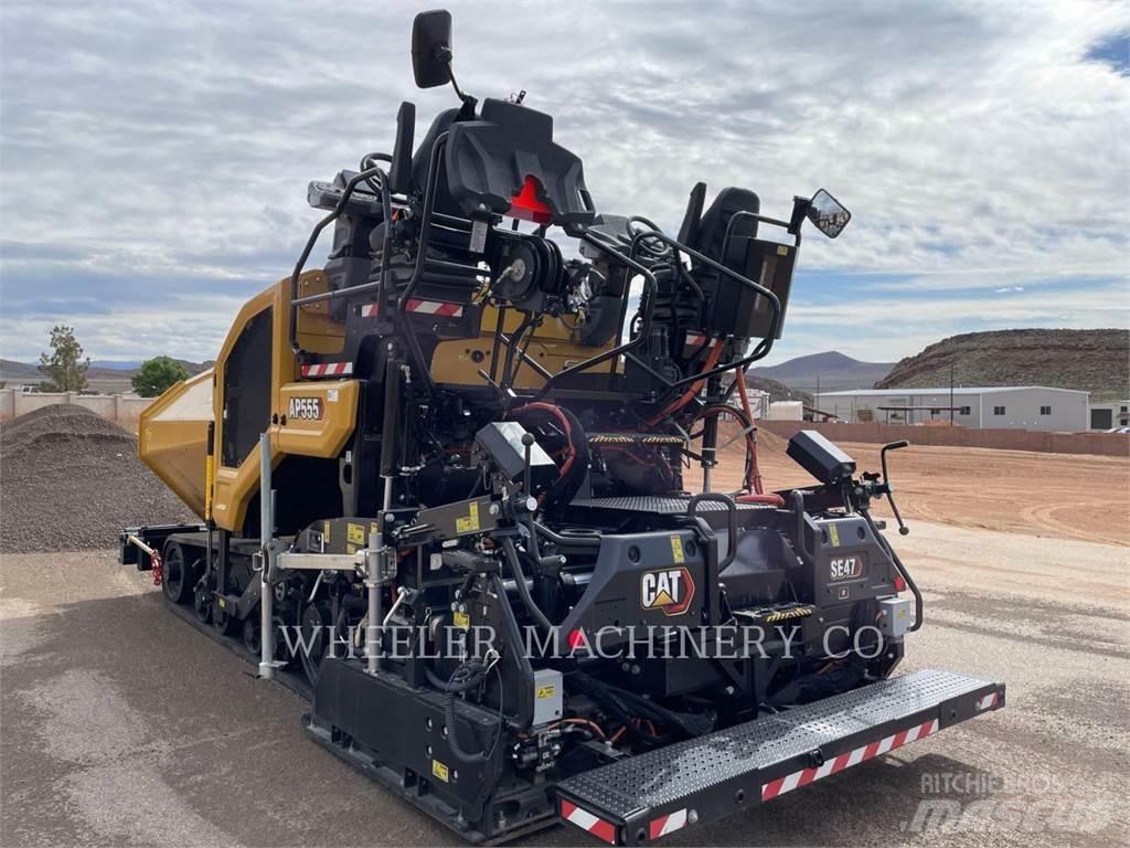 CAT AP555 Finisseur