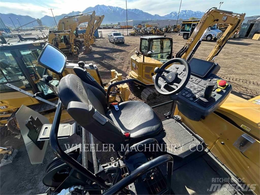 CAT AP555 Finisseur