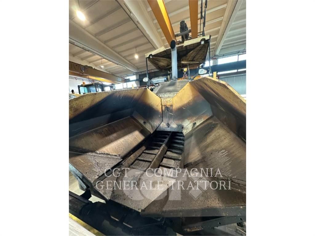 CAT AP600D Finisseur