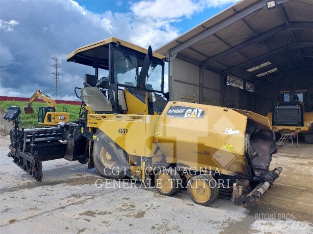 CAT AP600F Finisseur