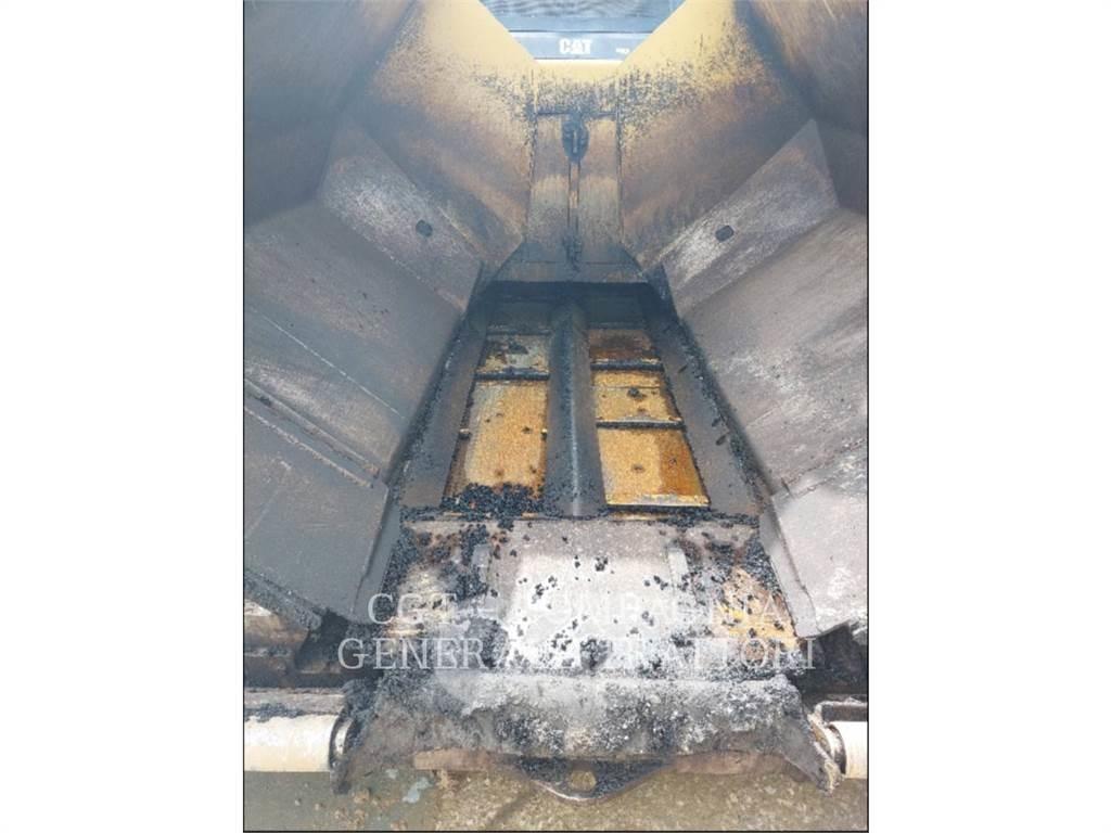 CAT AP600F Finisseur