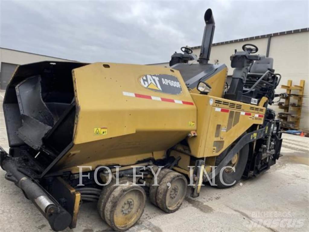 CAT AP600F Finisseur