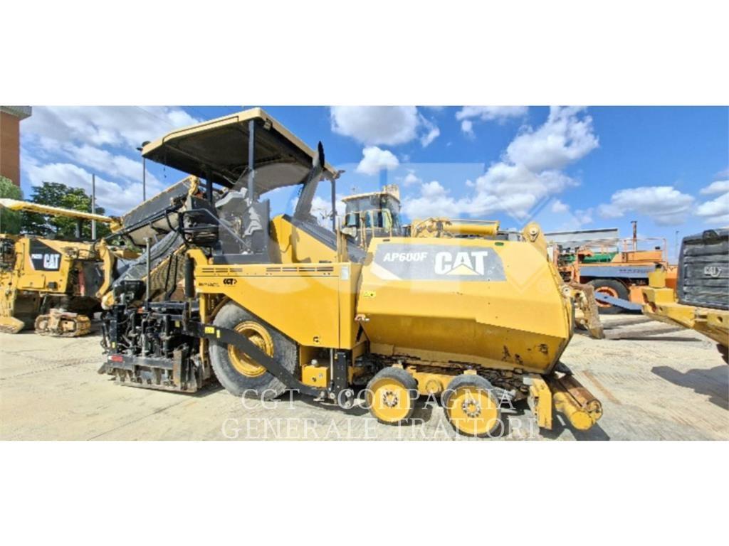 CAT AP600F Finisseur