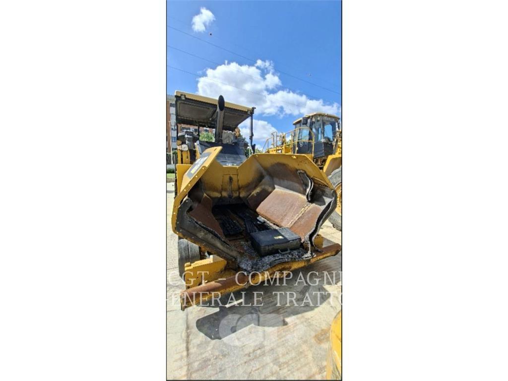 CAT AP600F Finisseur