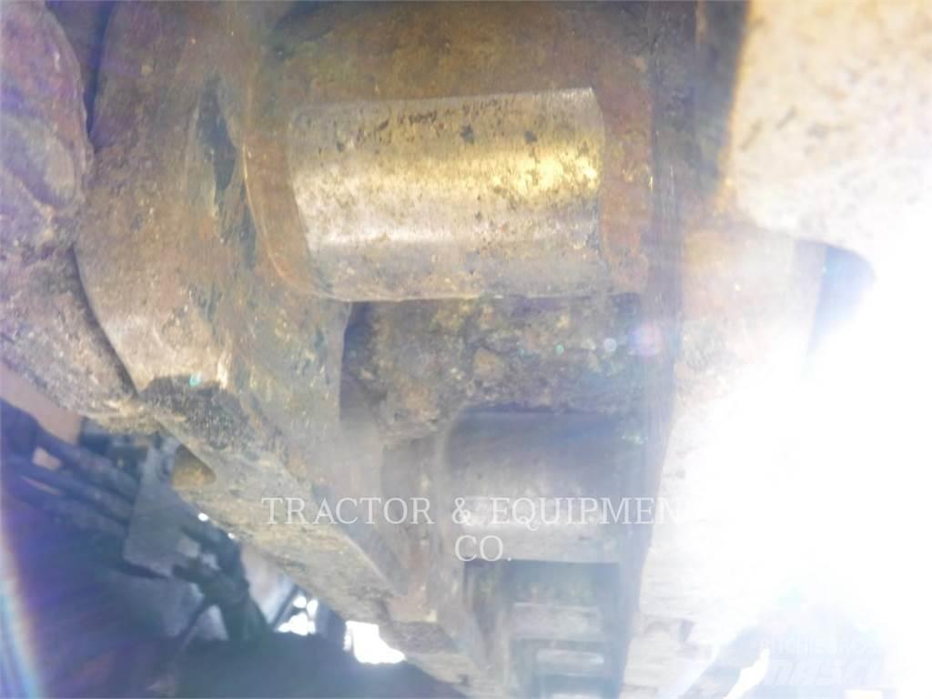 CAT AP650B Finisseur