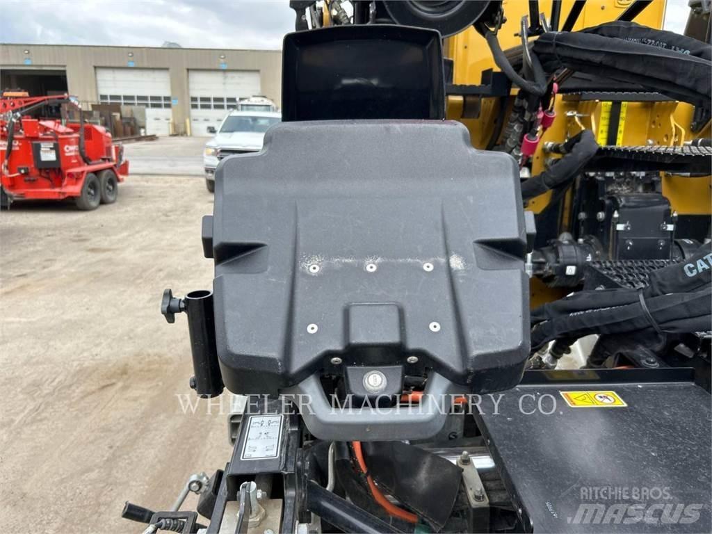 CAT AP655 Finisseur