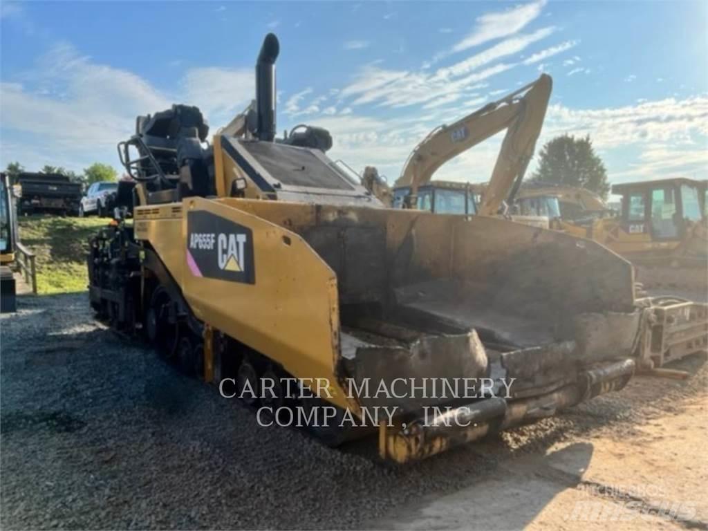 CAT AP655F Finisseur