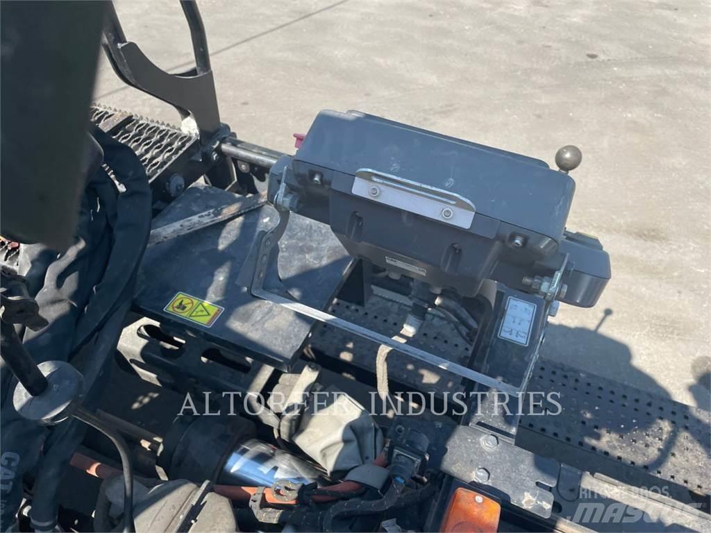 CAT AP655F Finisseur