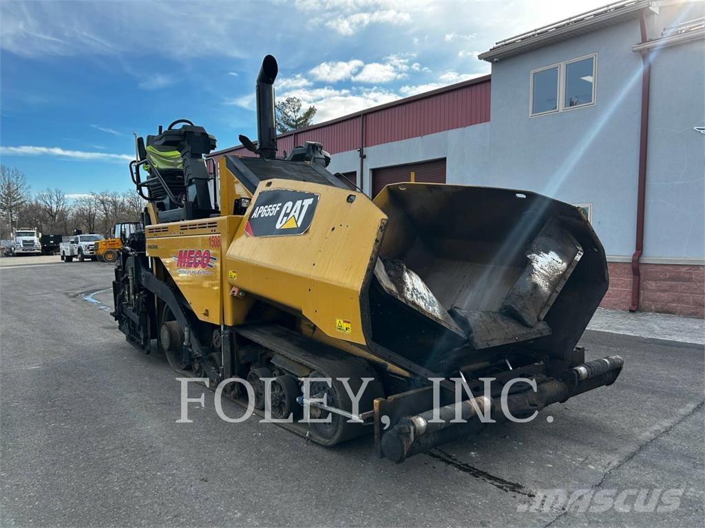 CAT AP655F Finisseur