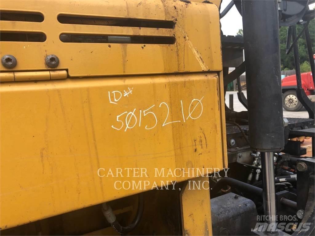 CAT AP655F Finisseur