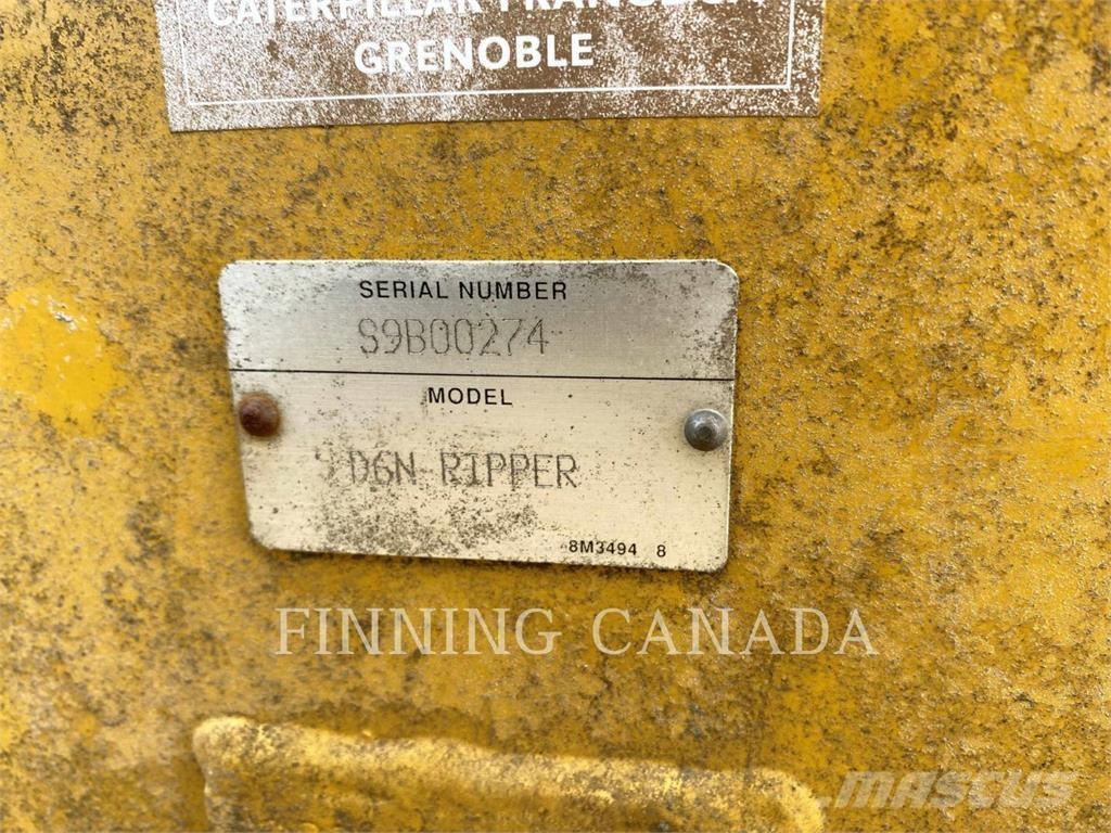 CAT ATTACHMENTS D6N Scarificateur