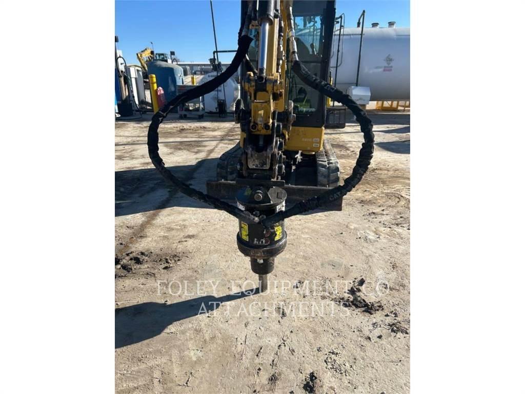 CAT AU302A11 Pelle sur chenilles