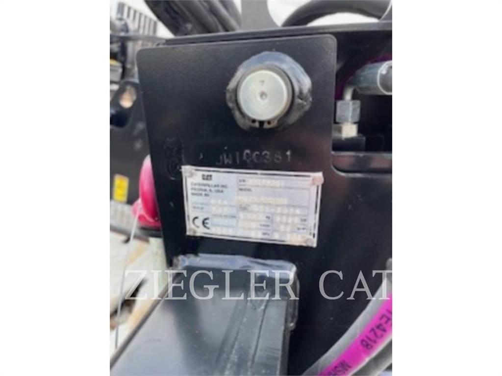 CAT BH130 Pelle rétro arrière