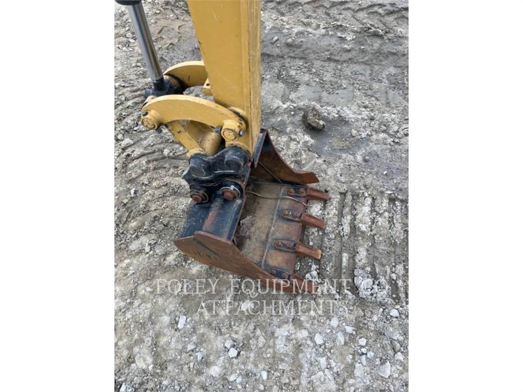 CAT BK301P20 Pelle sur chenilles