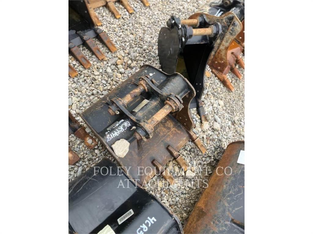 CAT BK303P24 Pelle sur chenilles