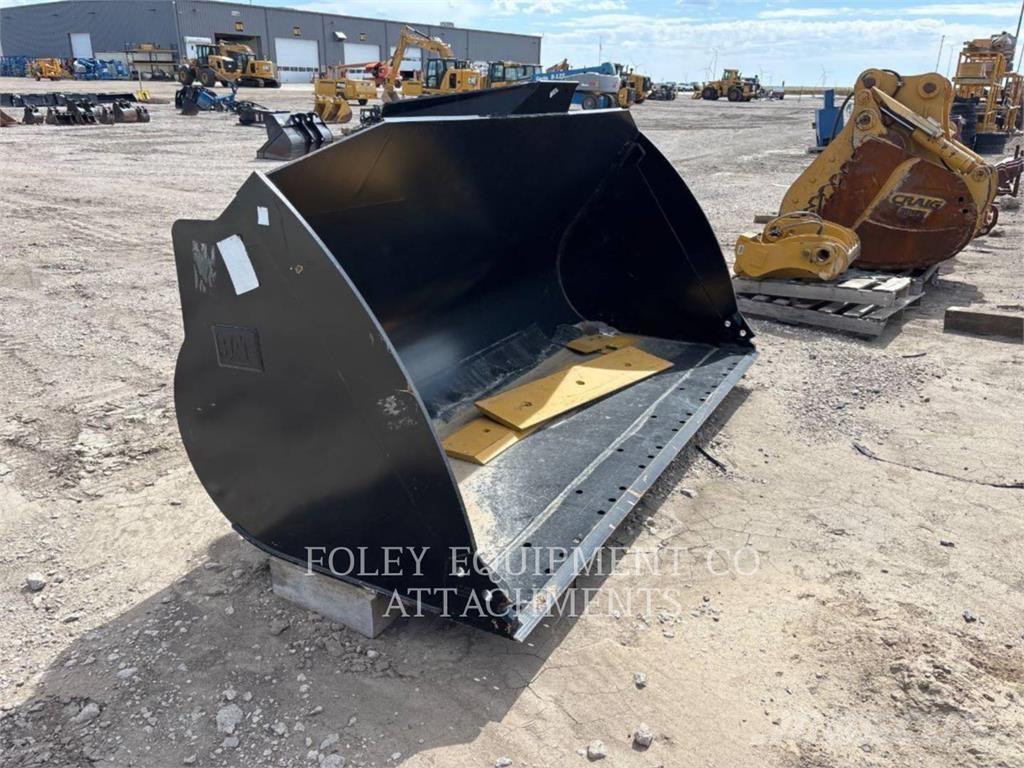 CAT BK38V38GP Chargeuse sur pneus