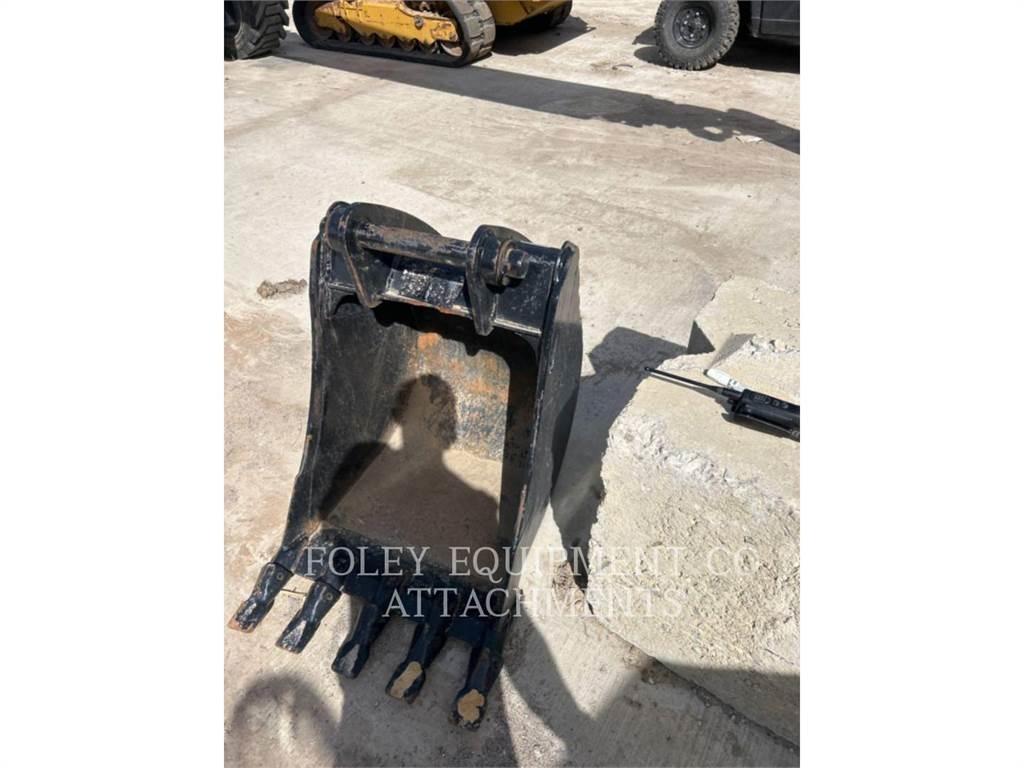 CAT BK420P24 Tractopelle