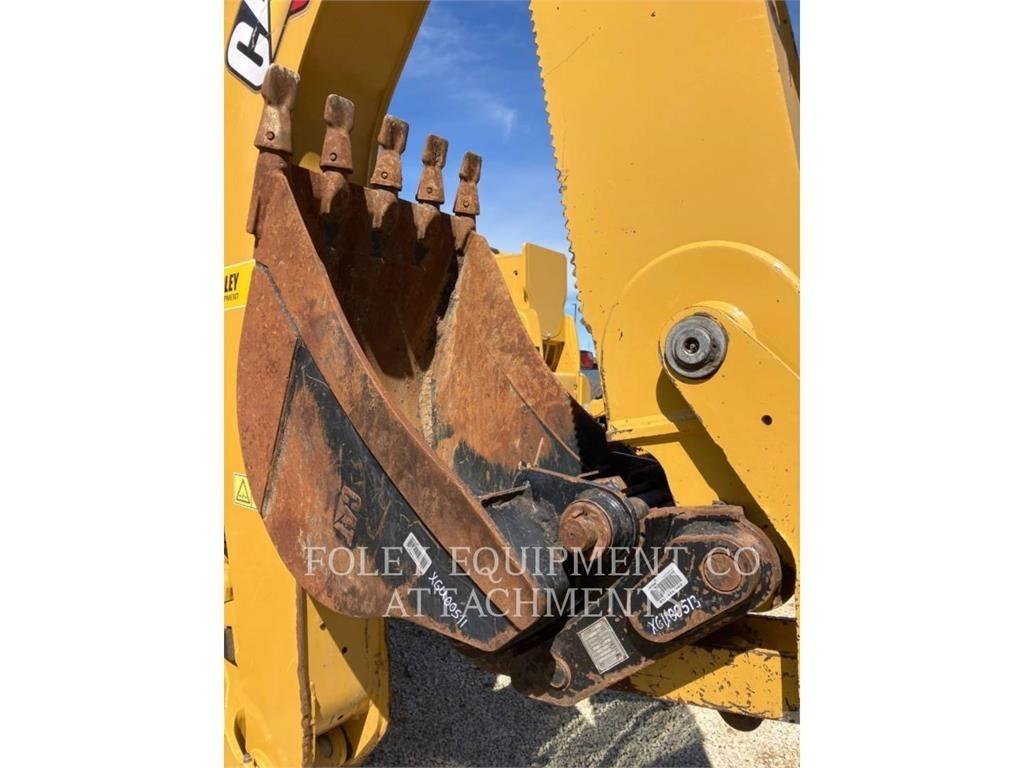 CAT BK420P24 Tractopelle