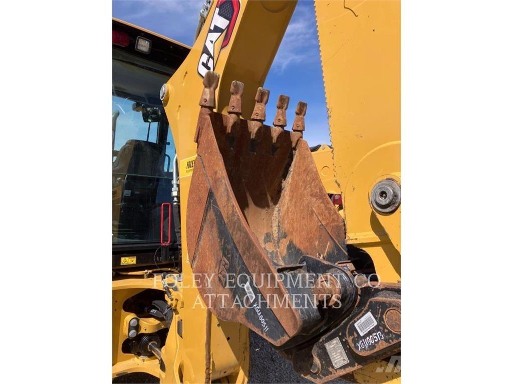 CAT BK420P24 Tractopelle