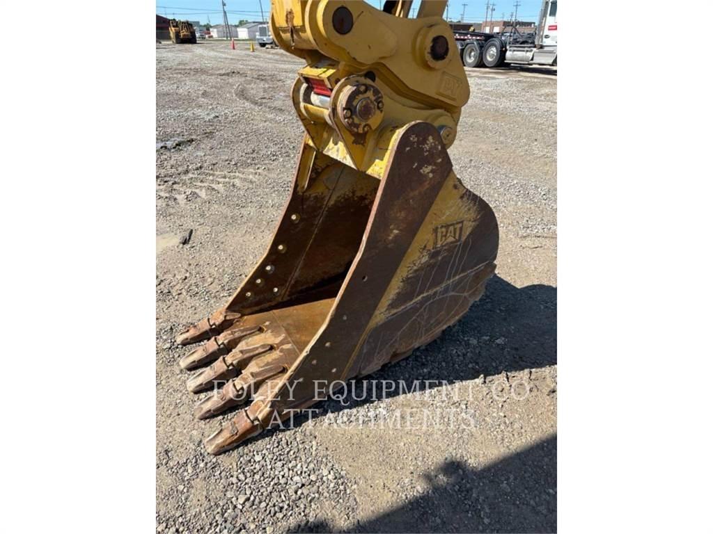 CAT BKHEXPB36 Pelle sur chenilles