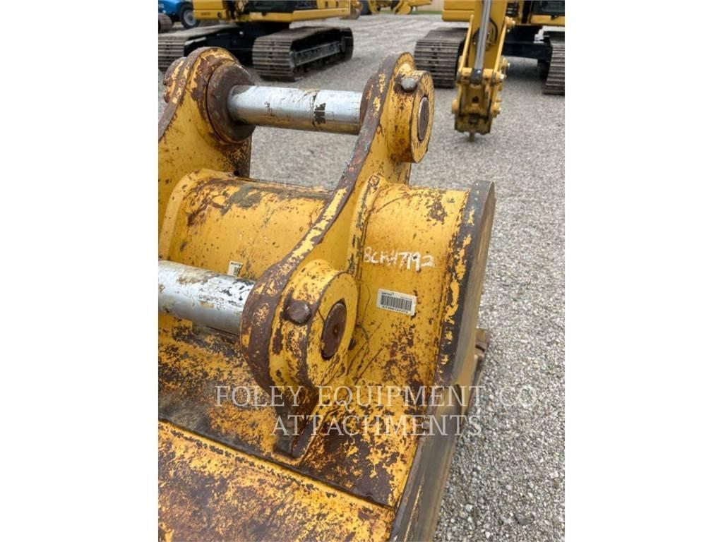 CAT BKHEXPB36 Pelle sur chenilles