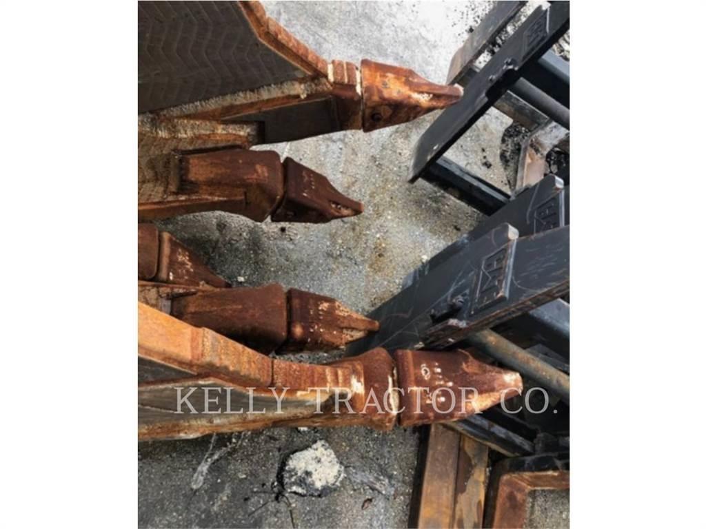 CAT BKT390D_47 Godet